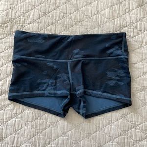 Lululemon Boogie Shorts Size 8